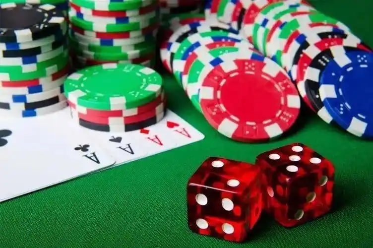 Aplikasi boswin menampilkan layar meja roulette langsung dan menu navigasi sportsbook